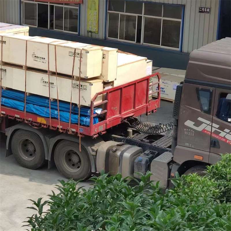 铜仁至新疆阿勒泰福海县物流专线，一站式服务，让您的货物畅行无忧